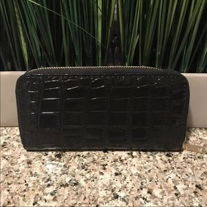NEW Black Patent Faux-leather Wallet 7x4